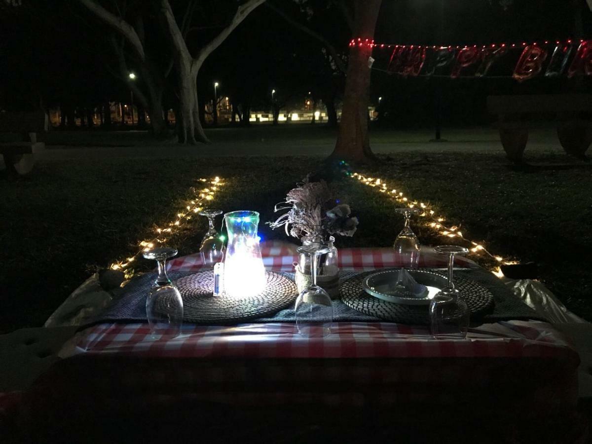 Glamping Kaki - Medium Bell Tent สิงคโปร์ ภายนอก รูปภาพ